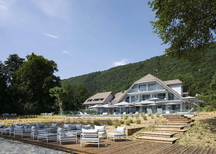 Black Bass Hotel